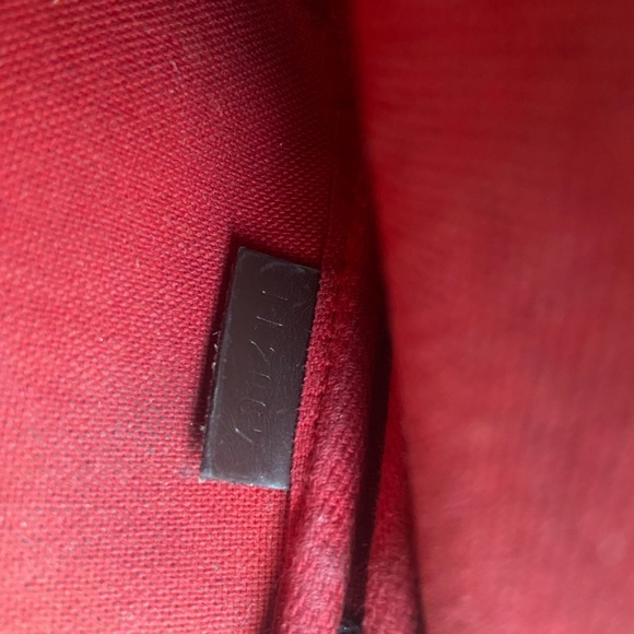 Louis Vuitton Damier Mini Chain Pochette - Picture 12 of 12